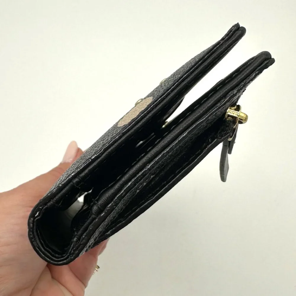 💰SALE💰 Kate Spade Leather Polka Dot Slim Snap Bifold Wallet Black/Light Beige - Picture 7 of 14
